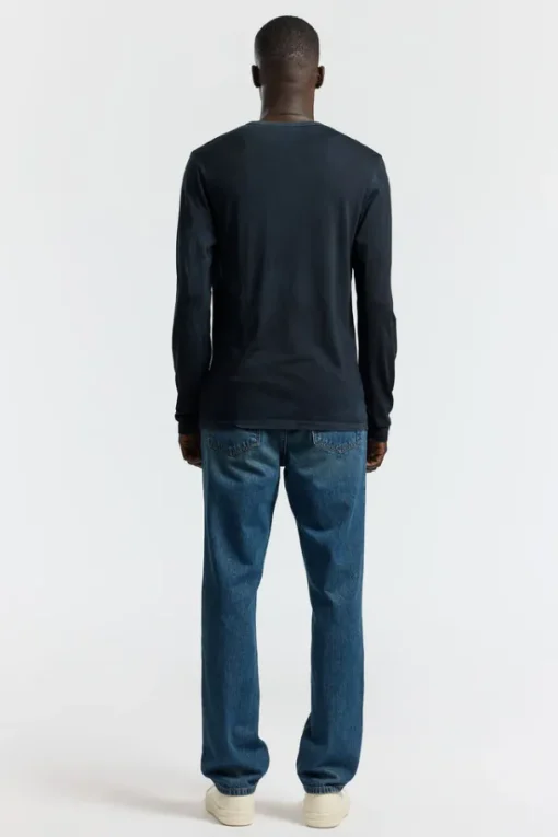 Classic Crew Long Sleeve Shirt