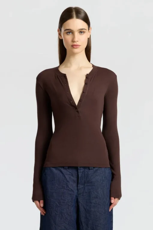 Verona Henley