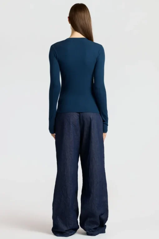 Verona Henley