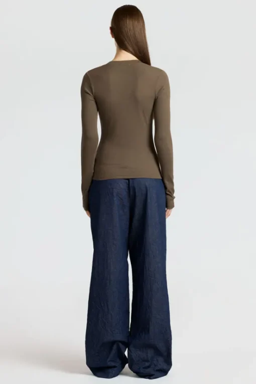 Verona Henley