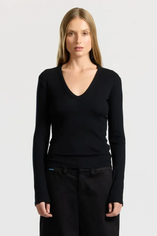 Verona U-Neck Shirt