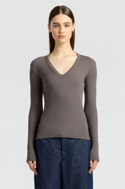 Verona U-Neck Shirt