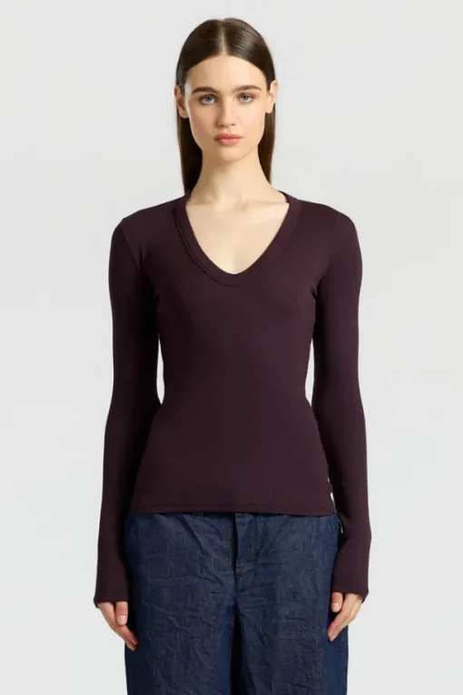 Verona U-Neck Shirt