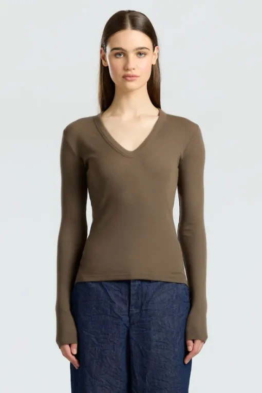 Verona U-Neck Shirt