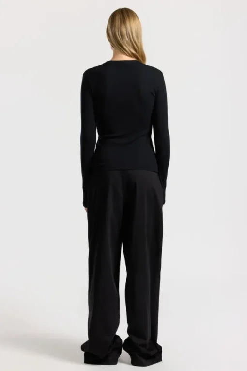 Verona U-Neck Shirt