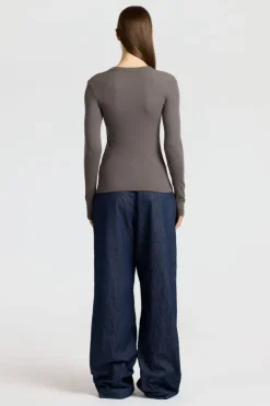 Verona U-Neck Shirt