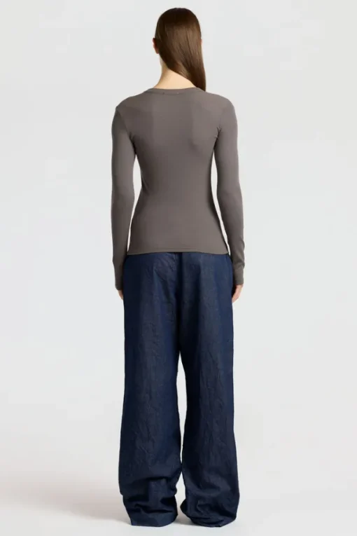 Verona U-Neck Shirt