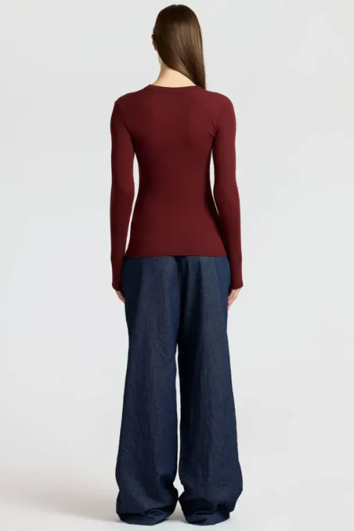 Verona U-Neck Shirt