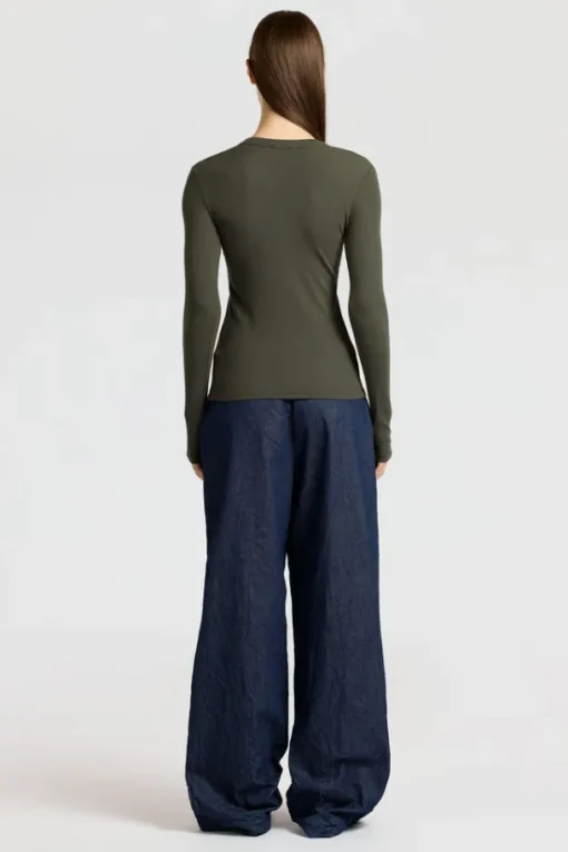 Verona U-Neck Shirt