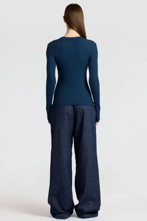 Verona U-Neck Shirt